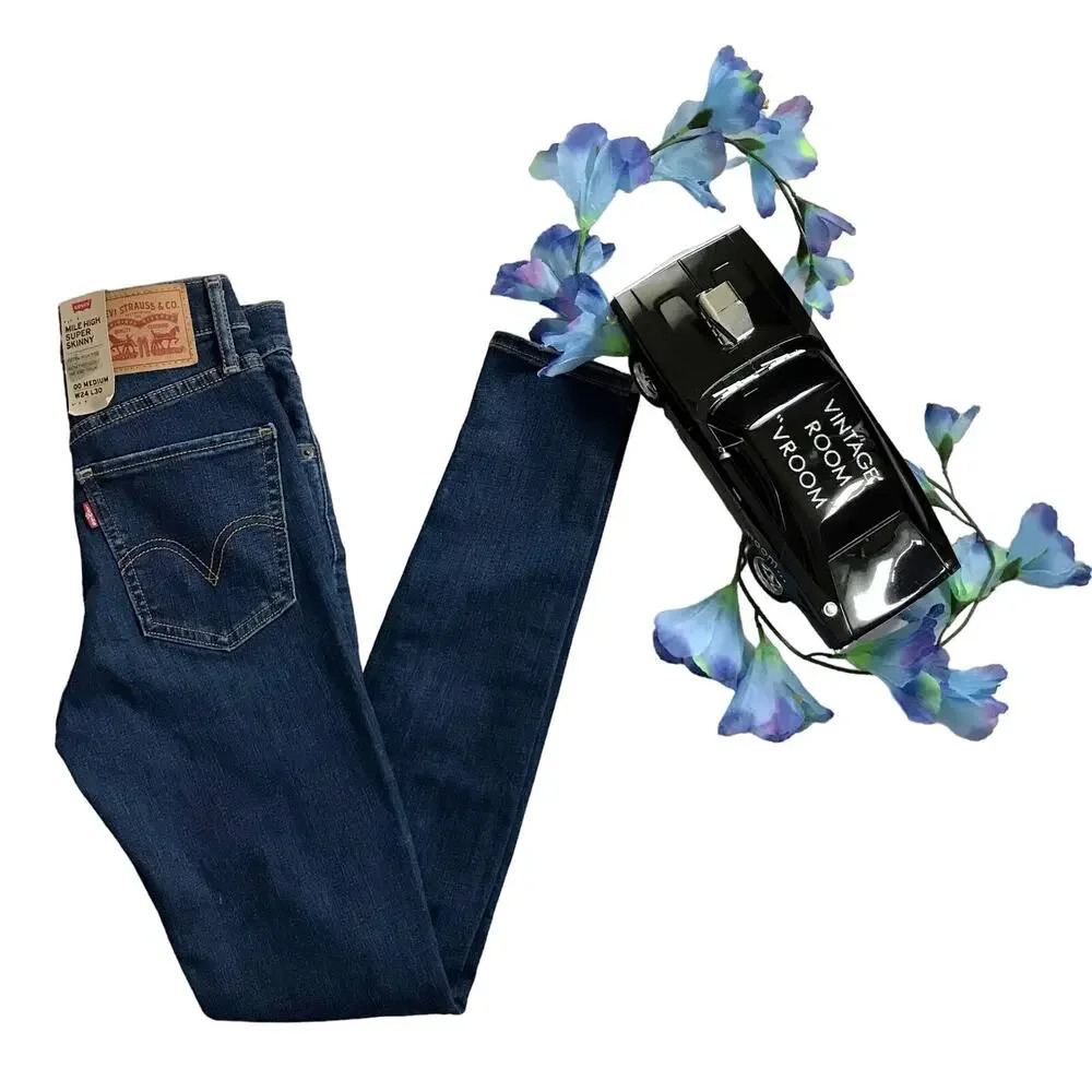 Levi's Sculpt NWT Mile High Super Skinny Distressed Jeans Women 00/24